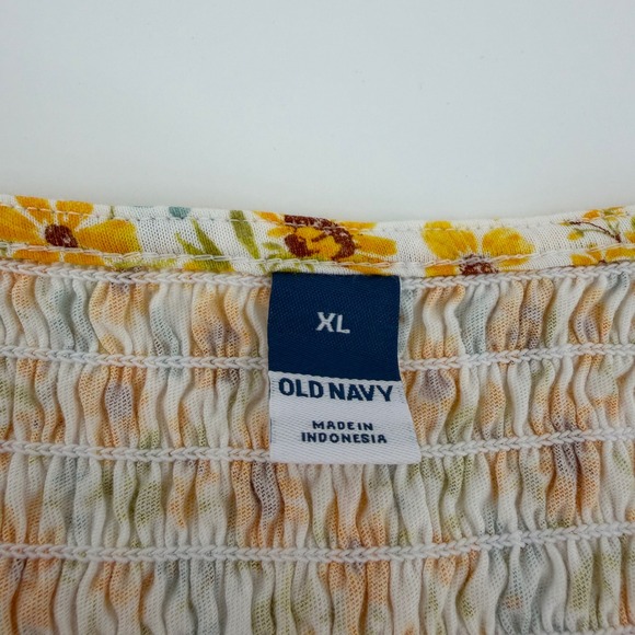 Old Navy Womens XL Smocked Square Neck Flutter Sleeve Crop Top Yellow Floral - Picture 3 of 6